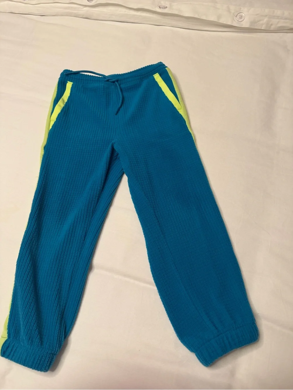 Vineyard Vines Boys' Two-Pair Jogger Set in Teal, Yellow, Gray & Navy